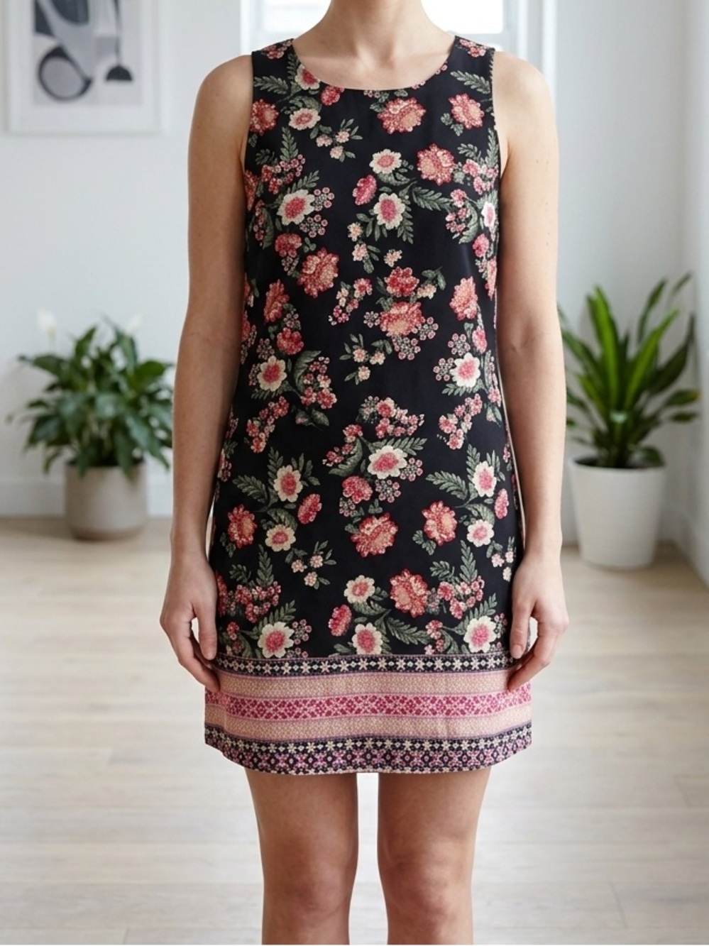 Pink Republic Black Floral Border Print Sleeveless Mini Dress Cutout Back S EUC